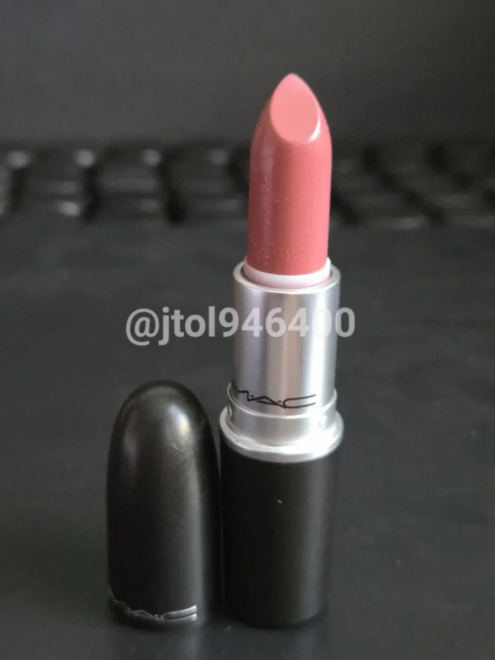 Mac Cosmo Lipstick